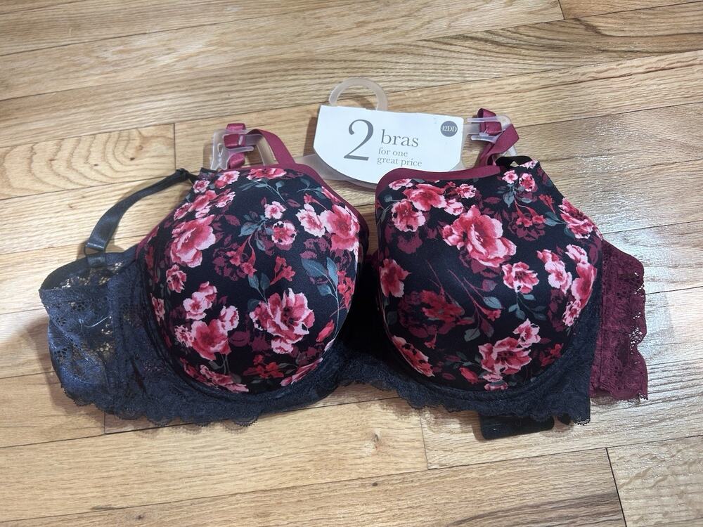 Catos Lot Of 2 42DD BRAS